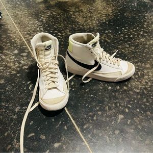 Sneakers  white green and black